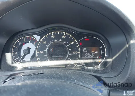 2015 Nissan Versa Note S (Sr)/S Plus/Sl/Sr/Sv z USA, uszkodzony, nr VIN 3N1CE2CP0FL434419